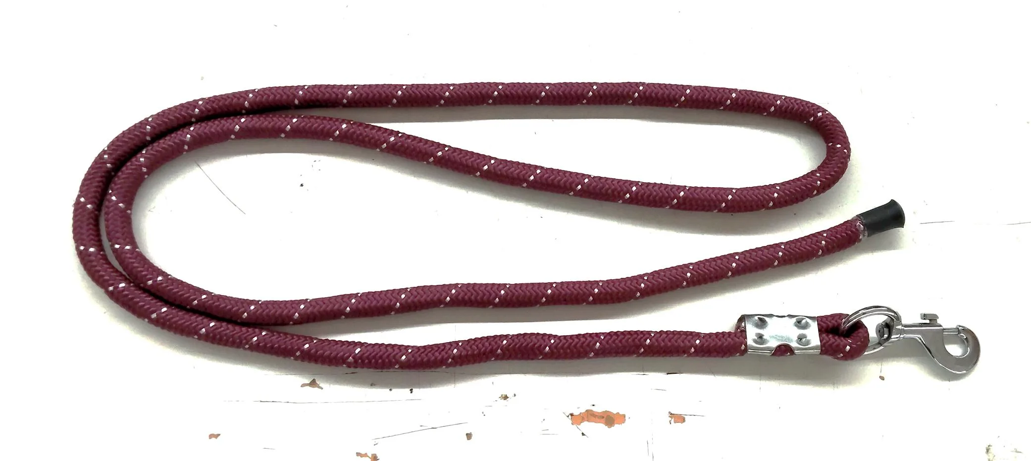 Leash leather burgundy dog — Equestrian goods sourced from India by Straight to Source