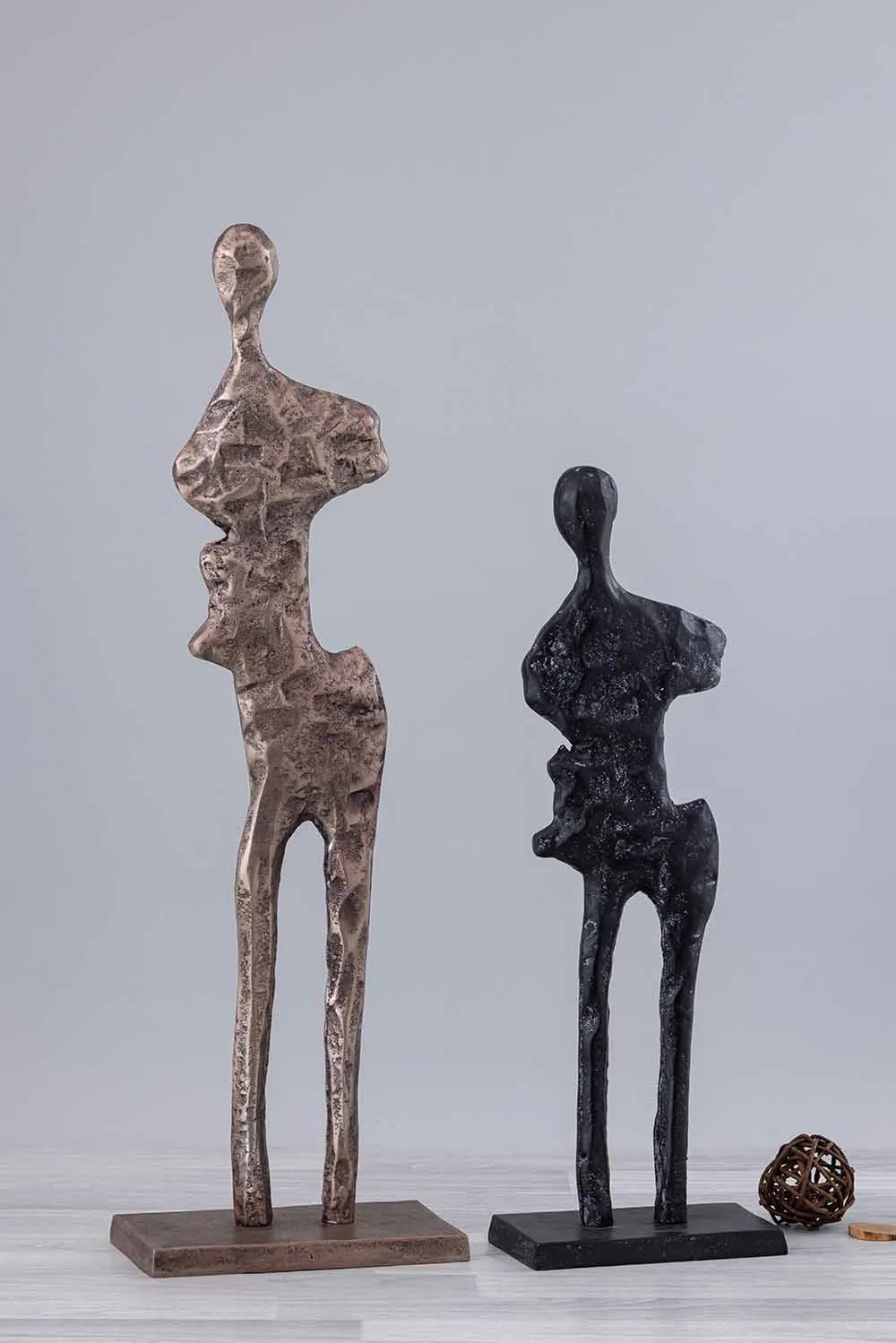 Abstract sculpture black metal — Gift Items sourced from India by Straight to Source
