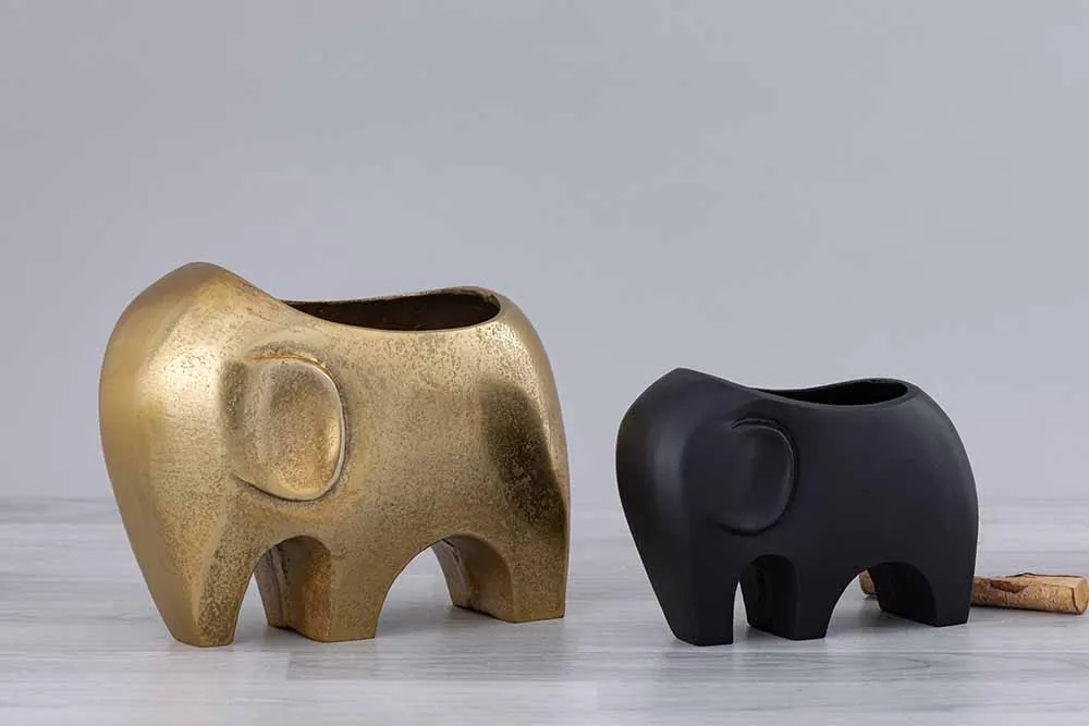 Ceramic vase golden black polished — Gift Items sourced from India by Straight to Source