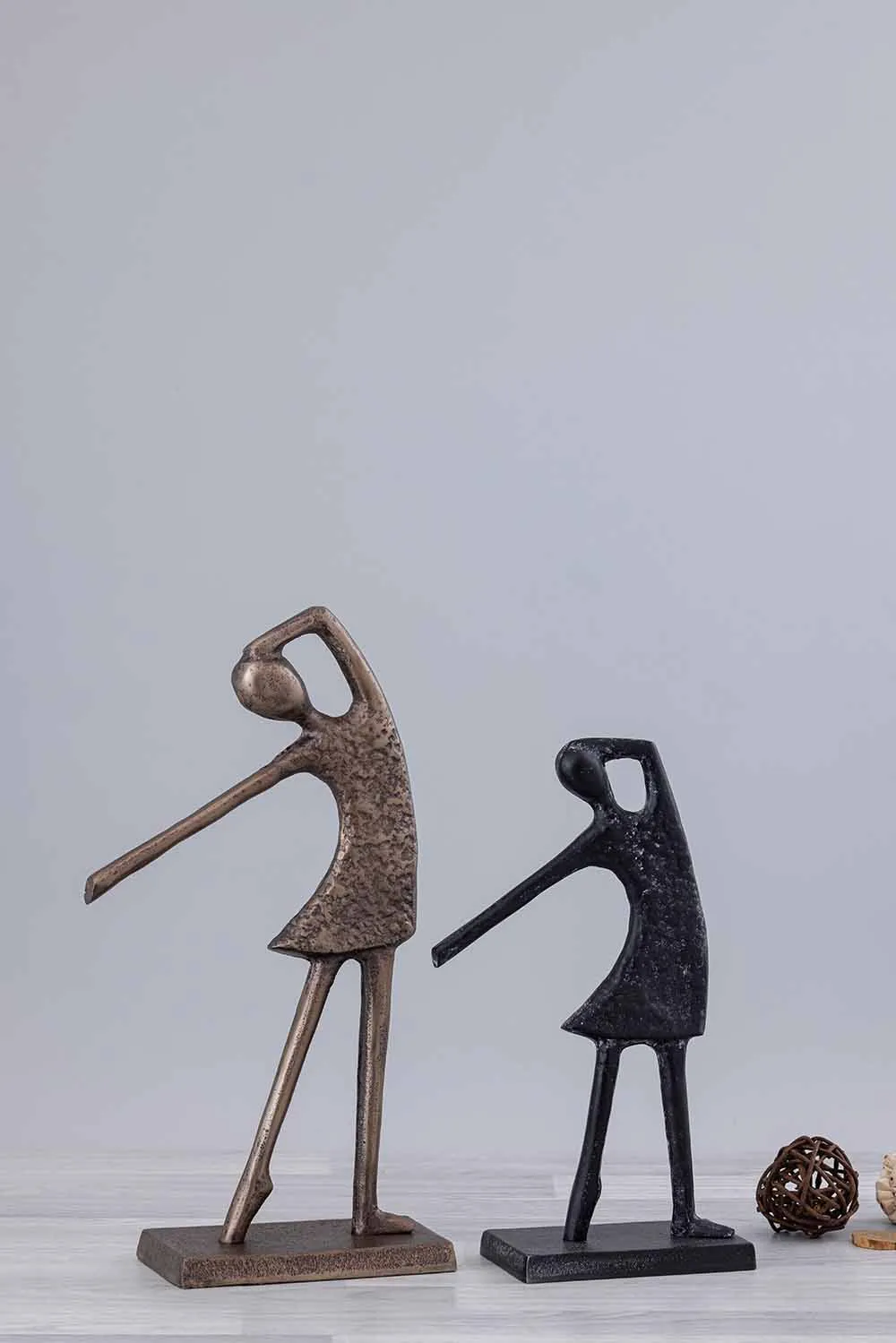 Metal sculpture black — Gift Items sourced from India by Straight to Source