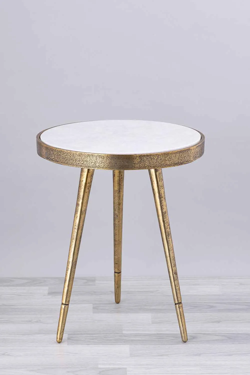 Round table gold metal — Home Décor sourced from India by Straight to Source