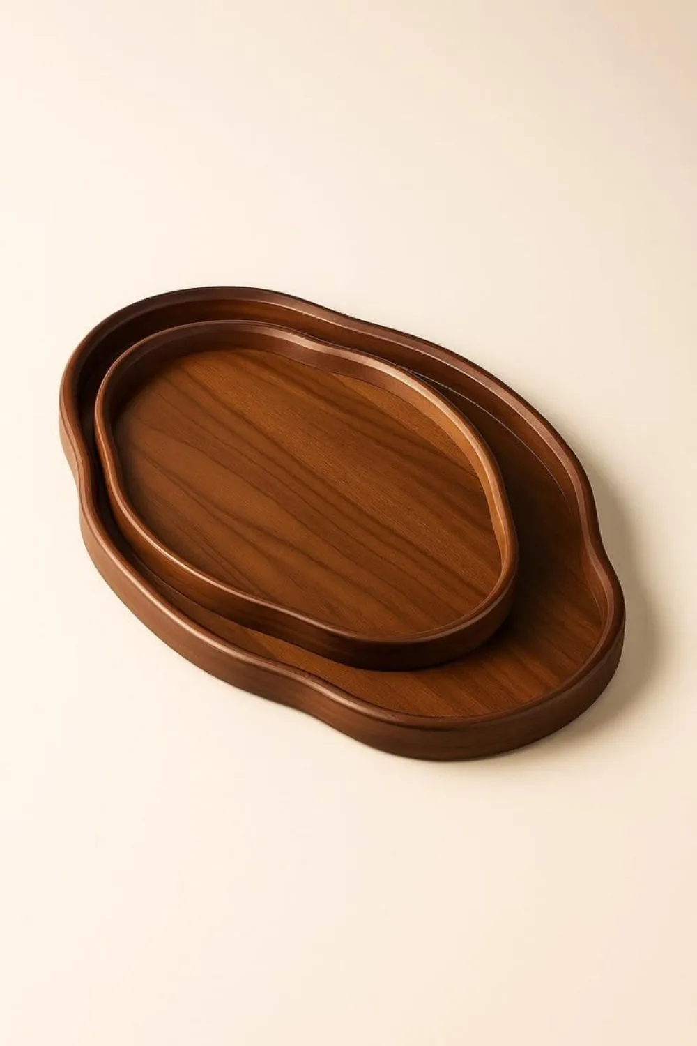 Oval shaped wooden tray — Wood Products sourced from India by Straight to Source